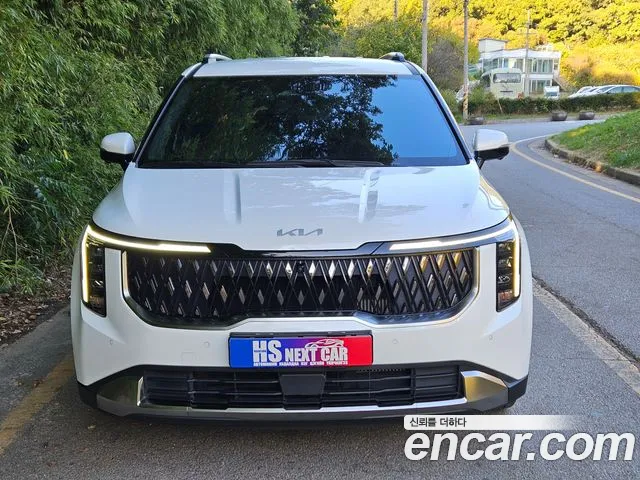 Kia Carnival 2024 thumb 2