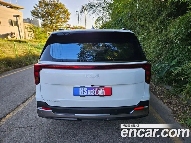 Kia Carnival 2024 thumb 4