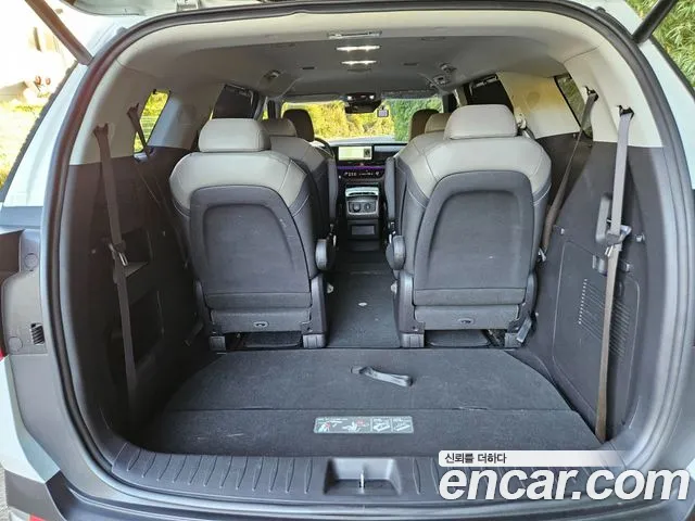 Kia Carnival 2024 thumb 5