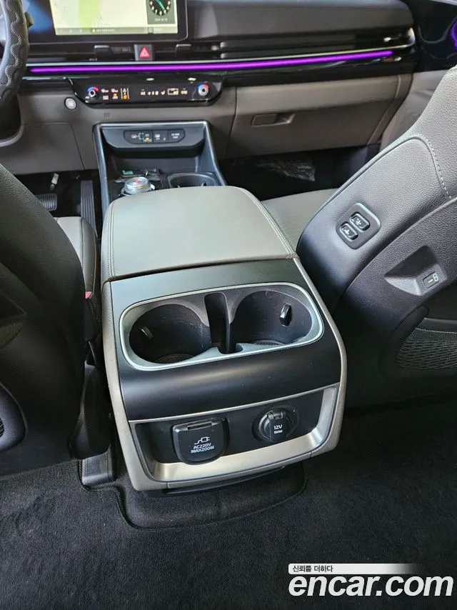 Kia Carnival 2024 thumb 7