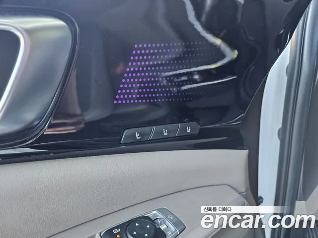 Kia Carnival 2024 thumb 10
