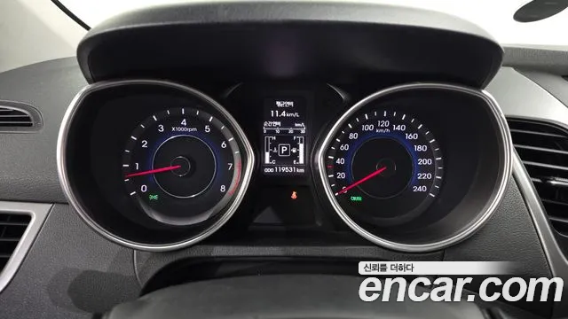 Hyundai Avante 2013 thumb 7