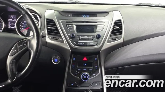 Hyundai Avante 2013 thumb 12