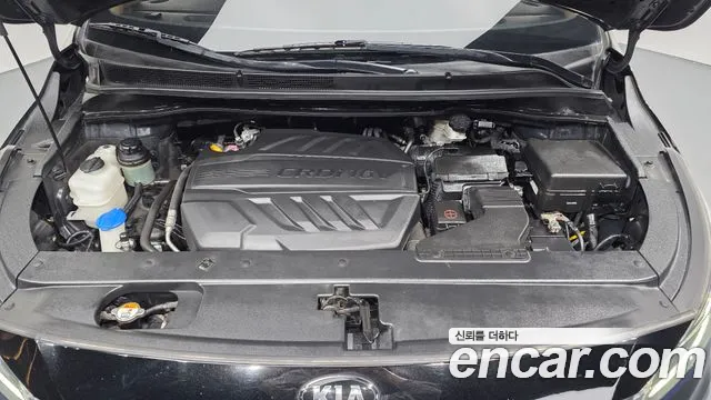 Kia Carnival 2019 thumb 6