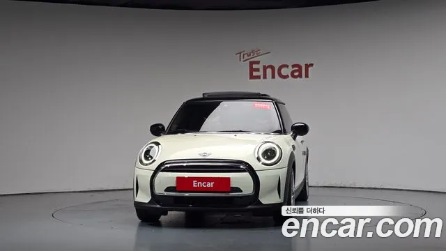 MINI Hatch 2021 thumb 2