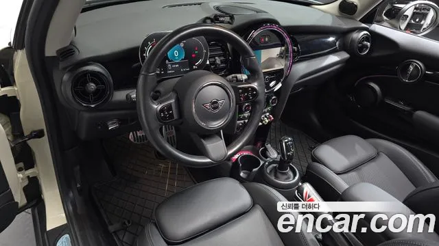 MINI Hatch 2021 thumb 6