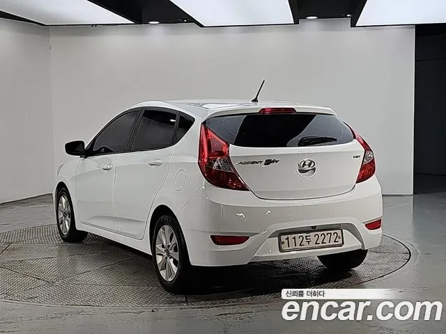 Hyundai Accent 2017 thumb 3