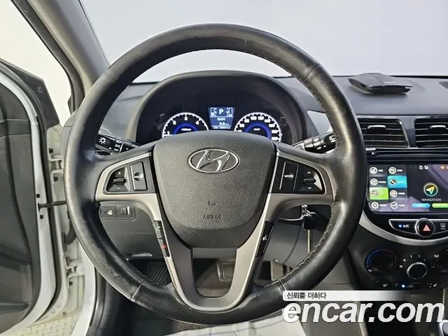 Hyundai Accent 2017 thumb 9