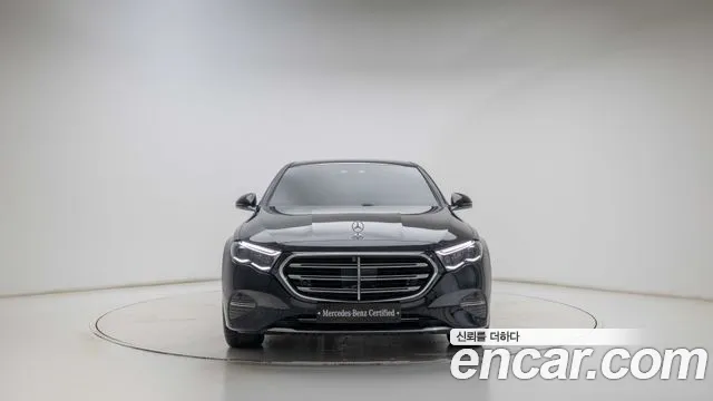 Mercedes-Benz E-Класс 2025 thumb 3