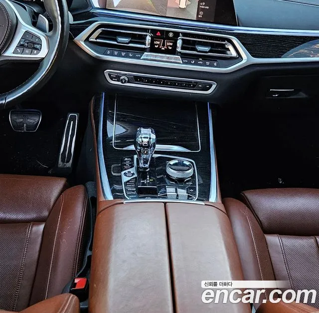 BMW X7 2020 thumb 9