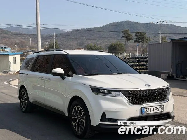 Kia Carnival 2021 thumb 3