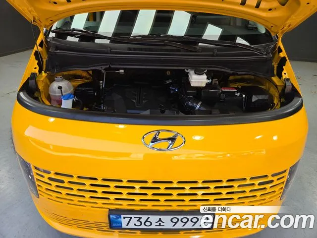 Hyundai Staria 2022 thumb 6