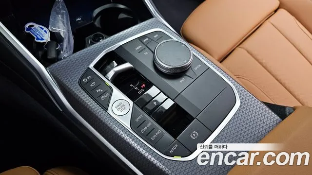 BMW 3-Series 2026 thumb 9