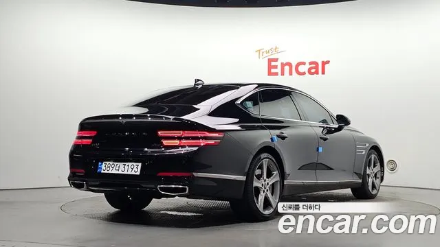 Genesis G80 2023 thumb 2