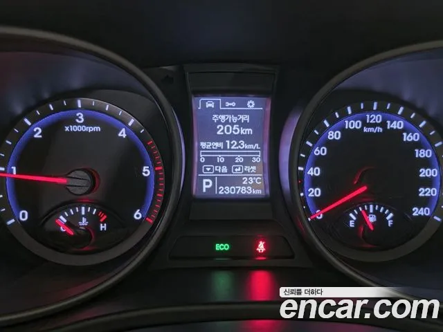 Hyundai Santa Fe 2013 thumb 8