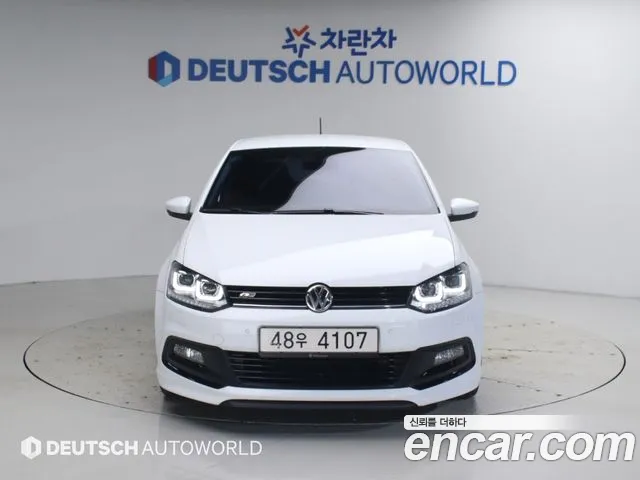 Volkswagen Polo 2015 thumb 3