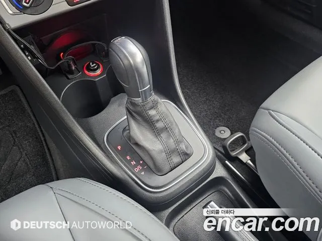 Volkswagen Polo 2015 thumb 9