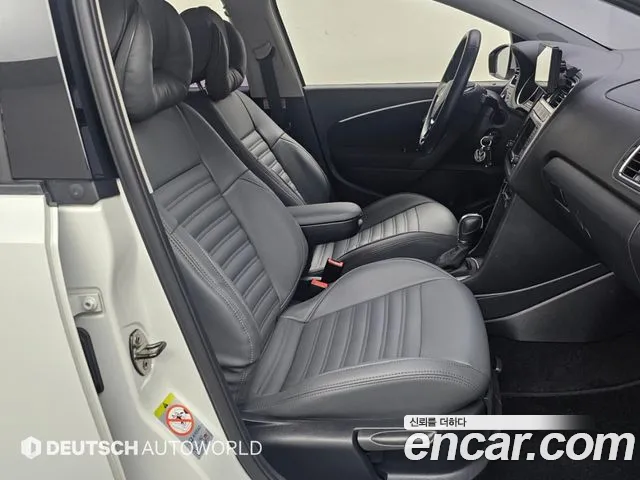 Volkswagen Polo 2015 thumb 10