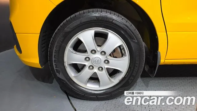 Hyundai Starex 2018 thumb 5