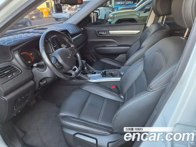 Renault-KoreaSamsung Koleos 2019 thumb 10