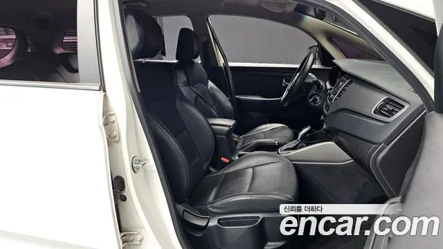 Kia Carens 2017 thumb 11