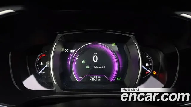 Renault-KoreaSamsung Koleos 2016 thumb 7