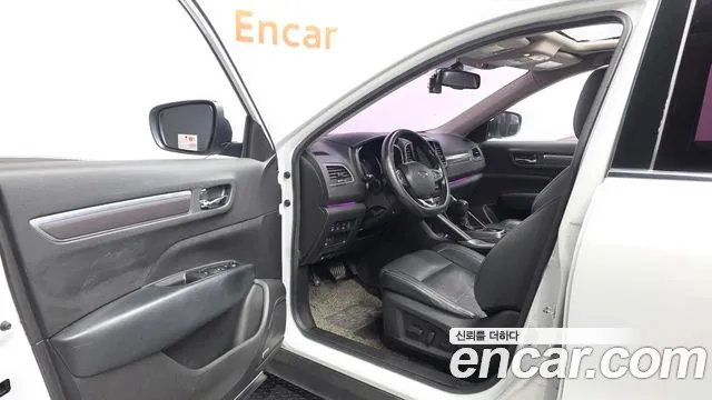 Renault-KoreaSamsung Koleos 2016 thumb 9