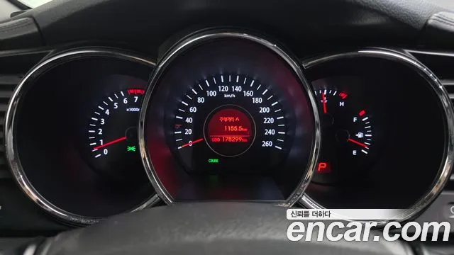 Kia K5 2012 thumb 8