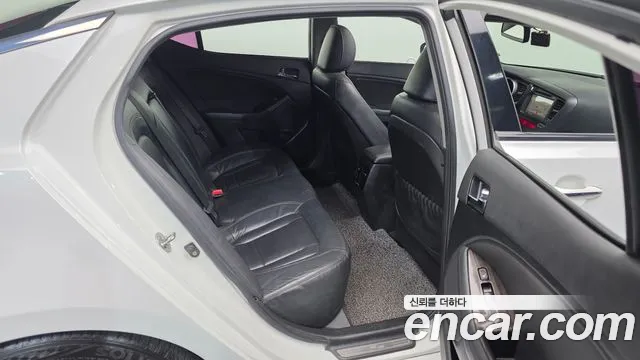 Kia K5 2012 thumb 12