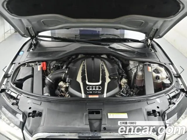 Audi A8 2013 thumb 6