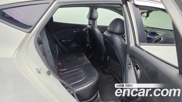 Hyundai Tucson 2009 thumb 11