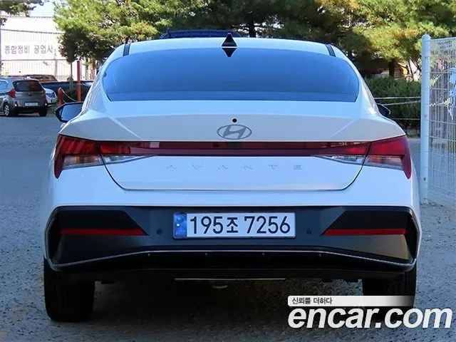 Hyundai Avante 2024 thumb 4