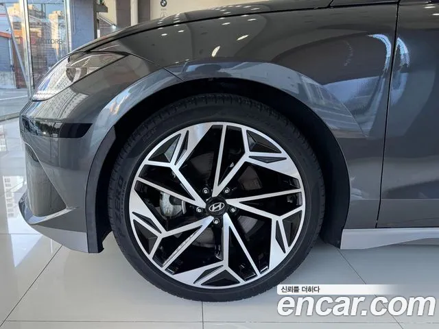 Hyundai IONIQ 6 2023 thumb 5