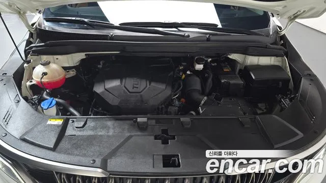 Kia Carnival 2023 thumb 5