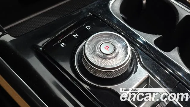 Kia Carnival 2023 thumb 8