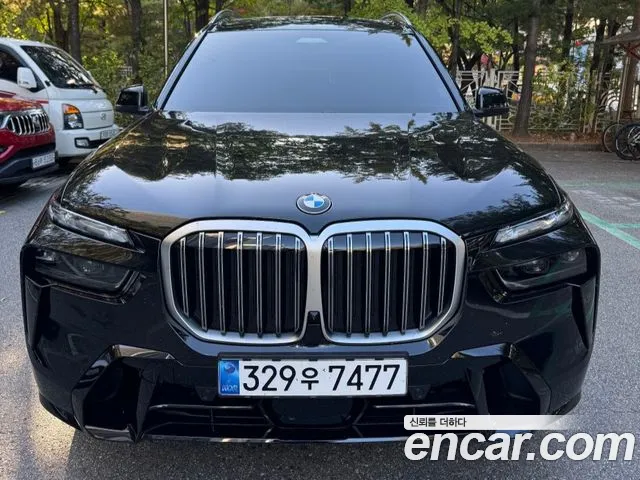 BMW X7 2026 thumb 2