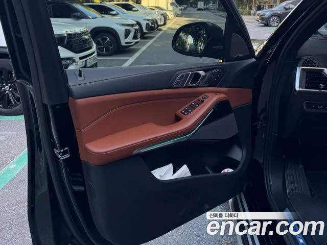 BMW X7 2026 thumb 8