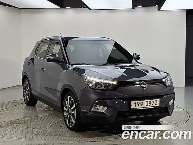 KG_Mobility_Ssangyong TIBOLI 2015 thumb 2