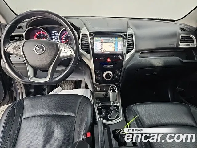 KG_Mobility_Ssangyong TIBOLI 2015 thumb 5