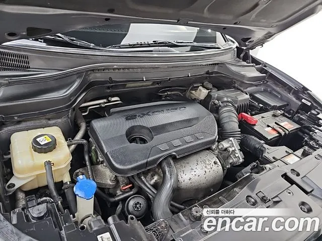 KG_Mobility_Ssangyong TIBOLI 2015 thumb 6