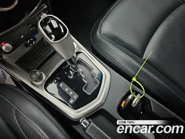 KG_Mobility_Ssangyong TIBOLI 2015 thumb 8