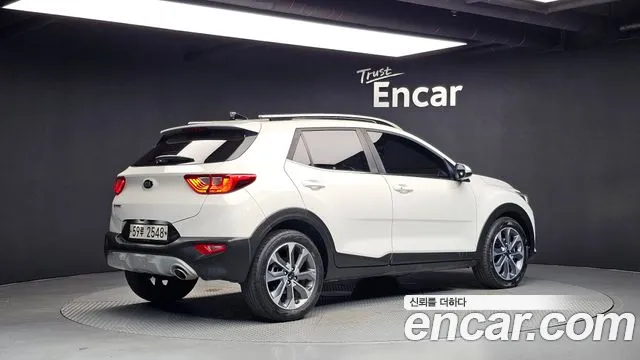 Kia Stonic 2018 thumb 2