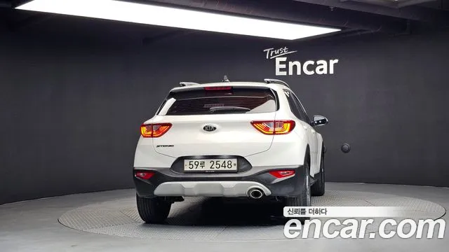 Kia Stonic 2018 thumb 4