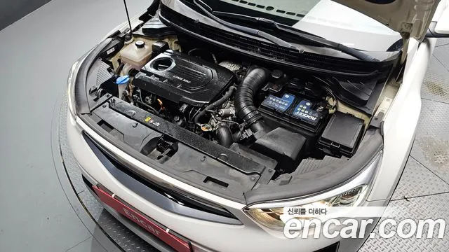 Kia Stonic 2018 thumb 6