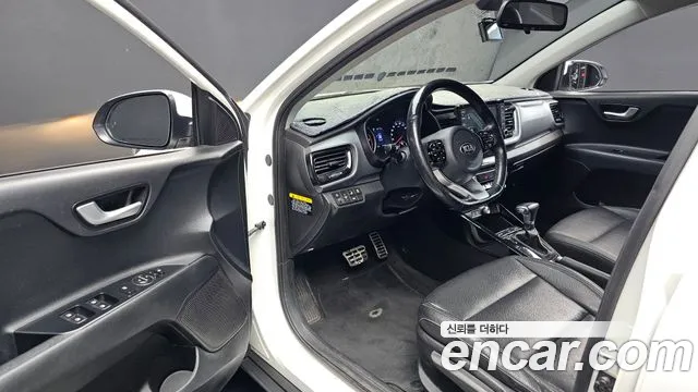 Kia Stonic 2018 thumb 10