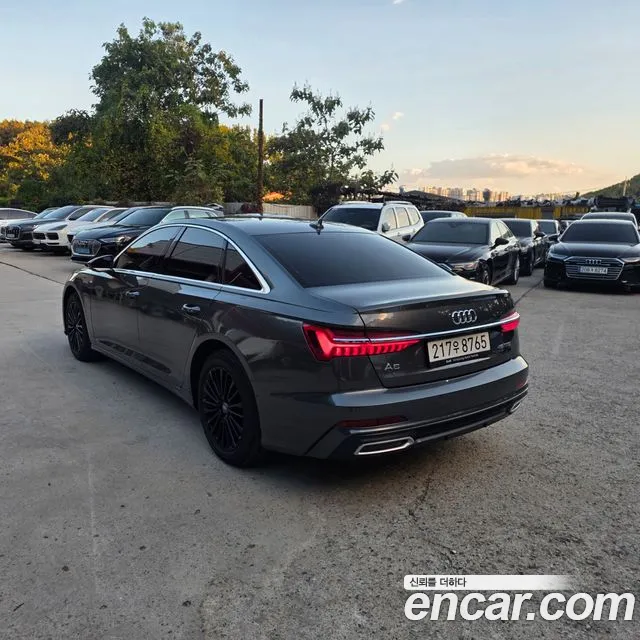Audi A6 2021 thumb 4
