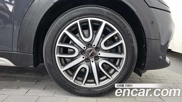 MINI Countryman 2019 thumb 5