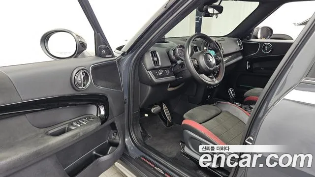 MINI Countryman 2019 thumb 10