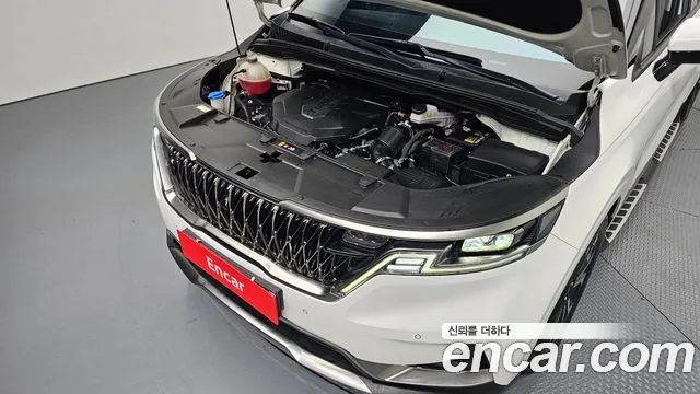 Kia Carnival 2023 thumb 5