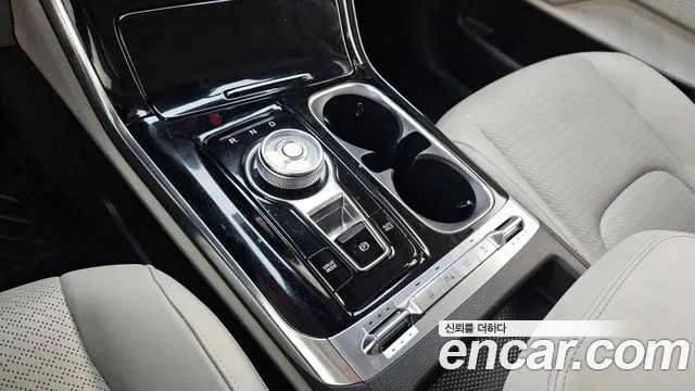 Kia Carnival 2023 thumb 8